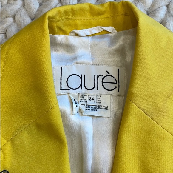 Vintage Laurèl by Escada Skirt Suit - Picture 5 of 5